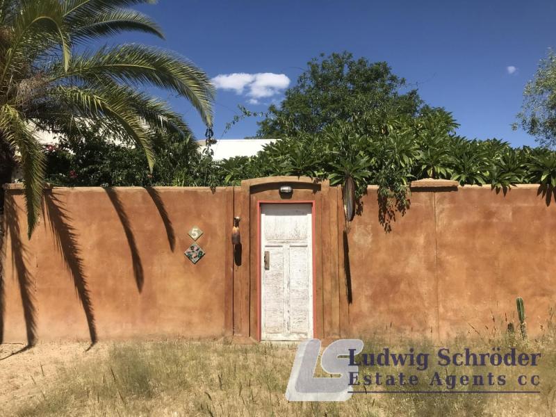 Artful Guesthouse - in Omaruru Artful Guesthouse - in Omaruru